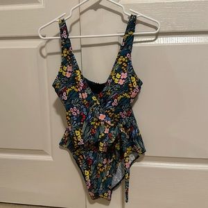 Summersalt “the perfect wrap”. Size 10. Floral Rifle Paper Co limited edition.